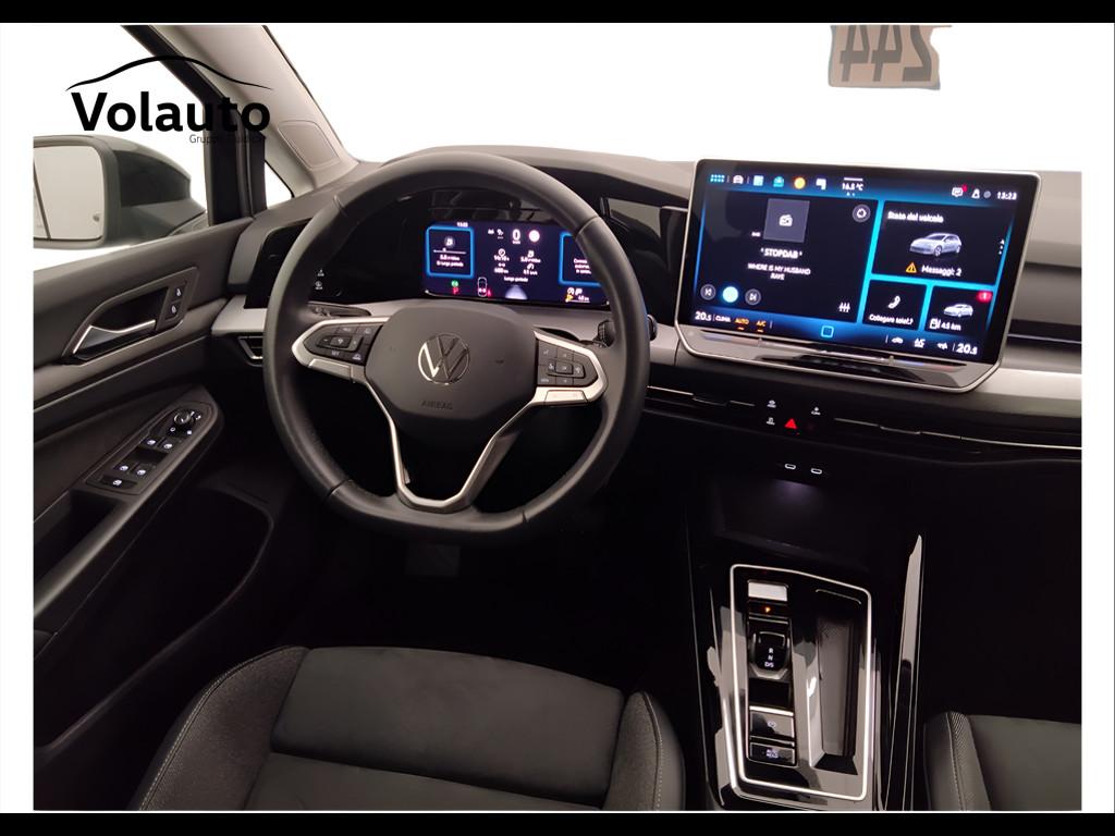 VOLKSWAGEN Golf VIII 2024 - Golf 2.0 tdi Life 150cv dsg