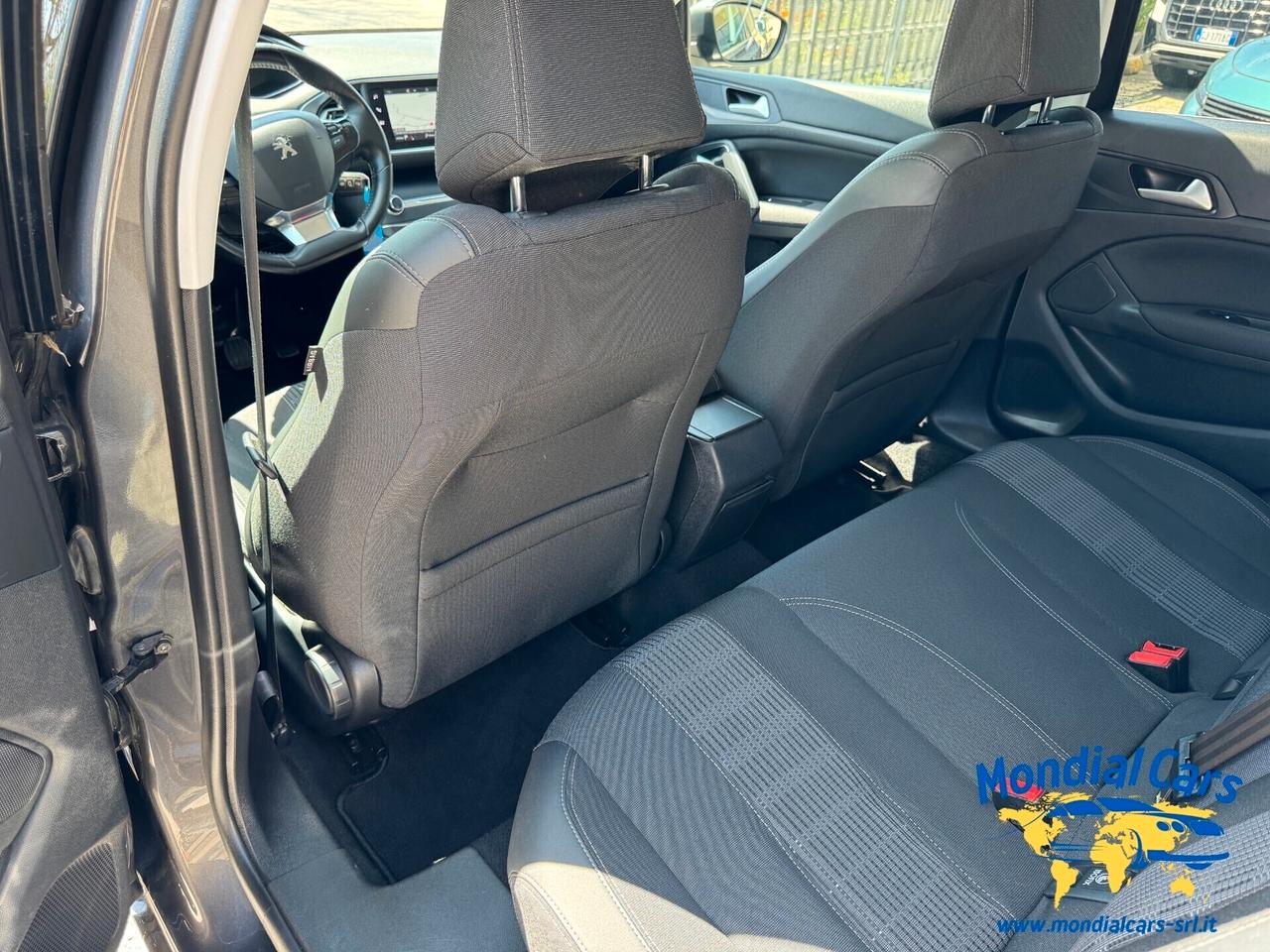 Peugeot 308 BlueHDi 130 S&S allure
