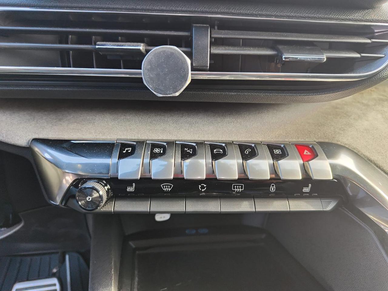 Peugeot 3008 GT 1.5 Blue HDI 130 EAT8 #9213