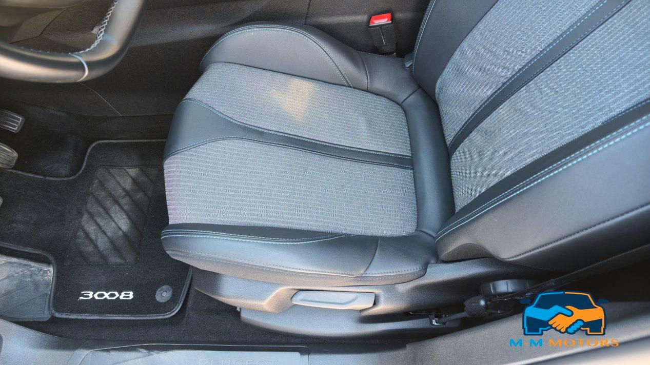 Peugeot 3008 30080 Allure Pack 130cv