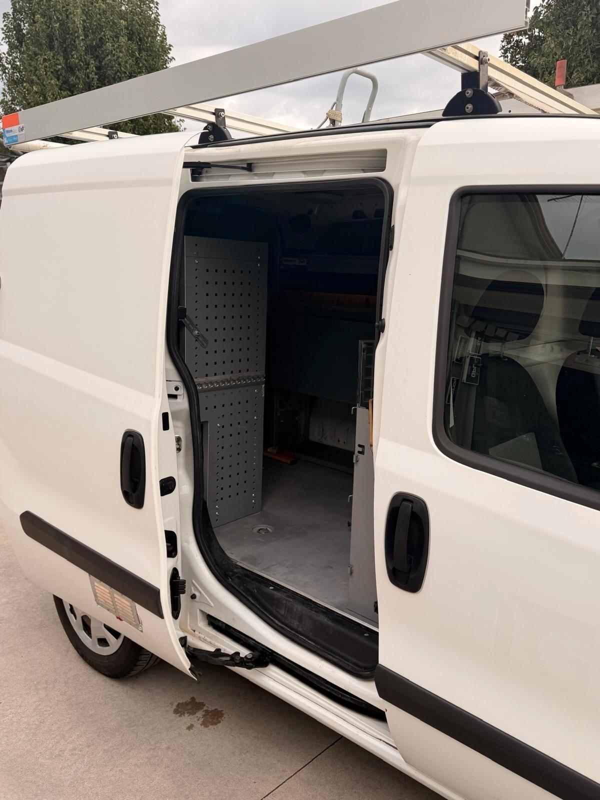 FIAT DOBLÒ CARGO 1.4 T-JET NATURAL POWER SX