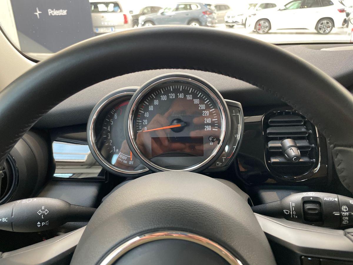 MINI Mini IV F55 2021 5p - Mini 5p 1.5 One Classic 75cv