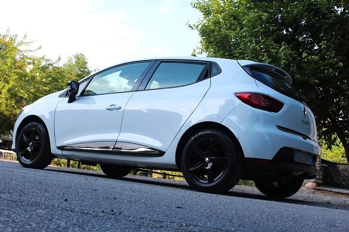 Renault Clio 1.2 75CV GPL 5 porte Live ESTETICA ESEMPLARE COLLAUDO FINO AL 2033 CLIMA NAVI CERCHI LEGA