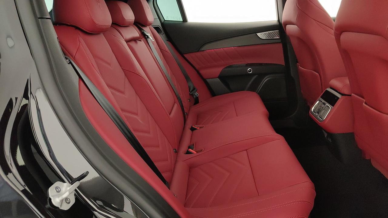 MASERATI Grecale - Grecale 3.0 V6 Trofeo 530cv auto