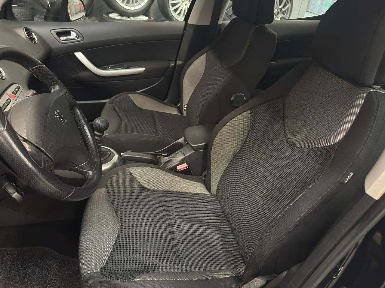 Peugeot 308 1.6 THP 175CV 5p. GT