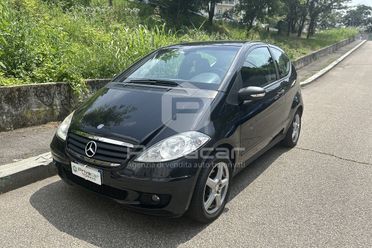 MERCEDES A 150 Coupé Classic Basic