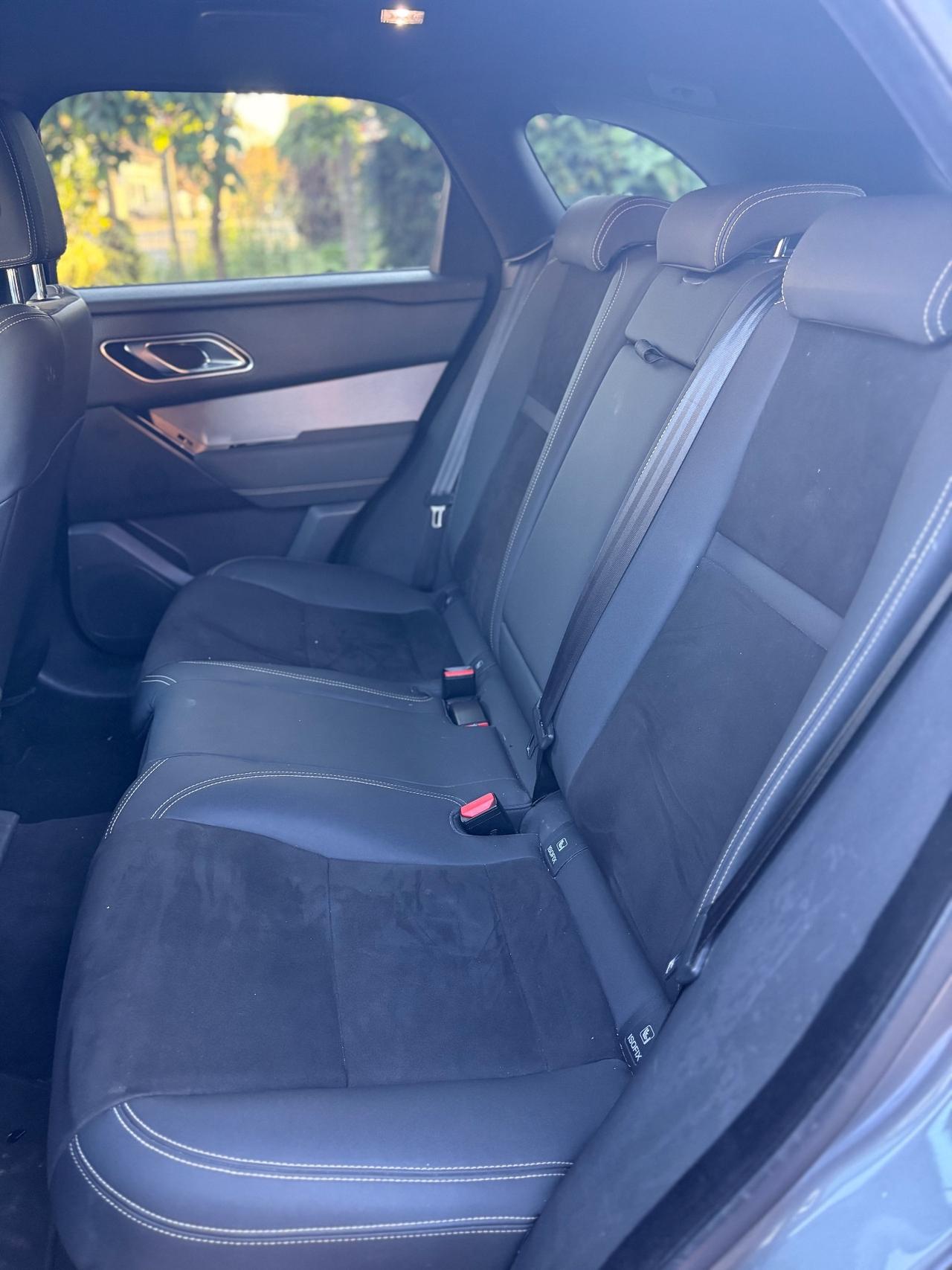 Land Rover Range Velar 2.0D I4 240 CV R-Dynamic HSE