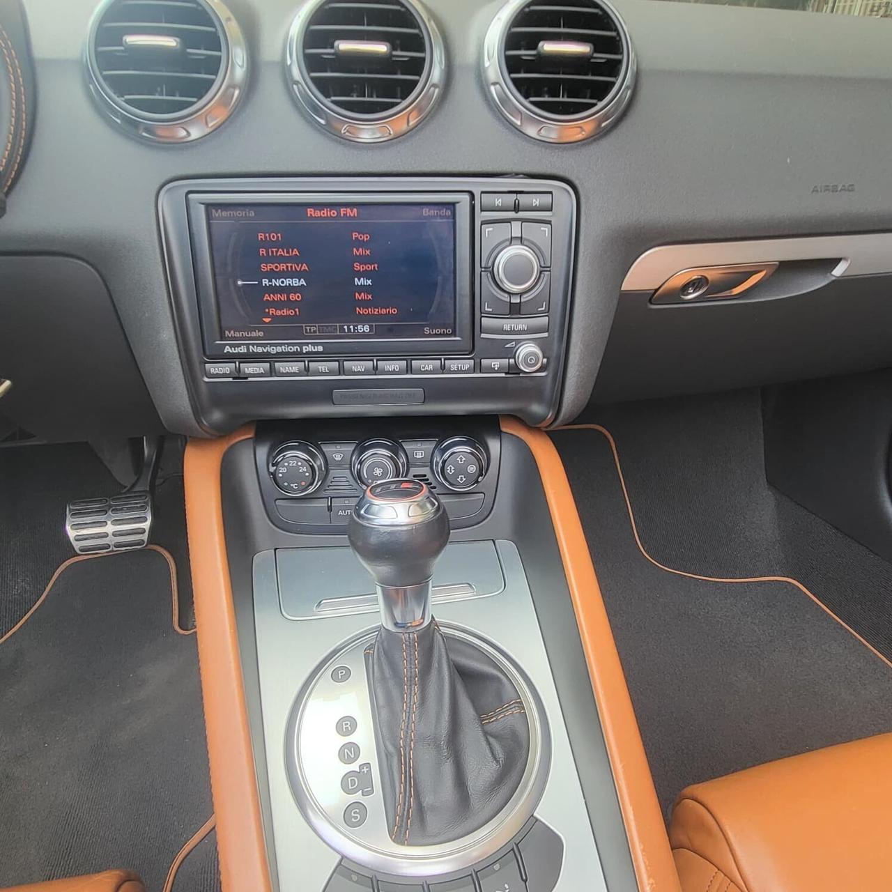 Audi TT TTS Roadster 2.0 272 CV TFSI quattro S tronic