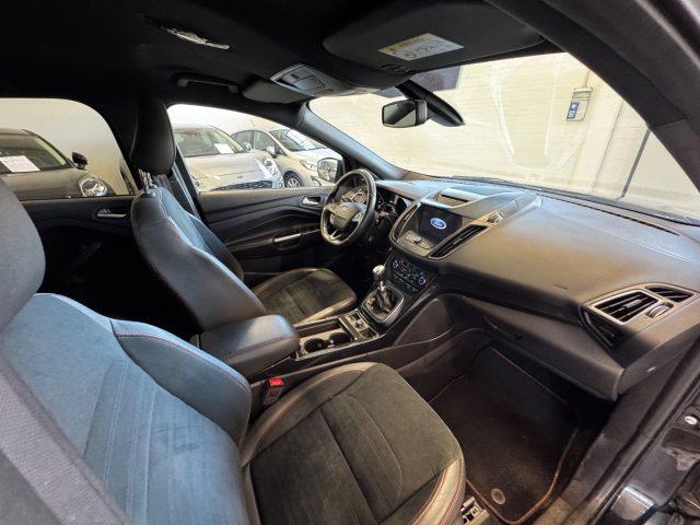 FORD Kuga 2.0 TDCI 120 CV S&S 2WD ST-Line