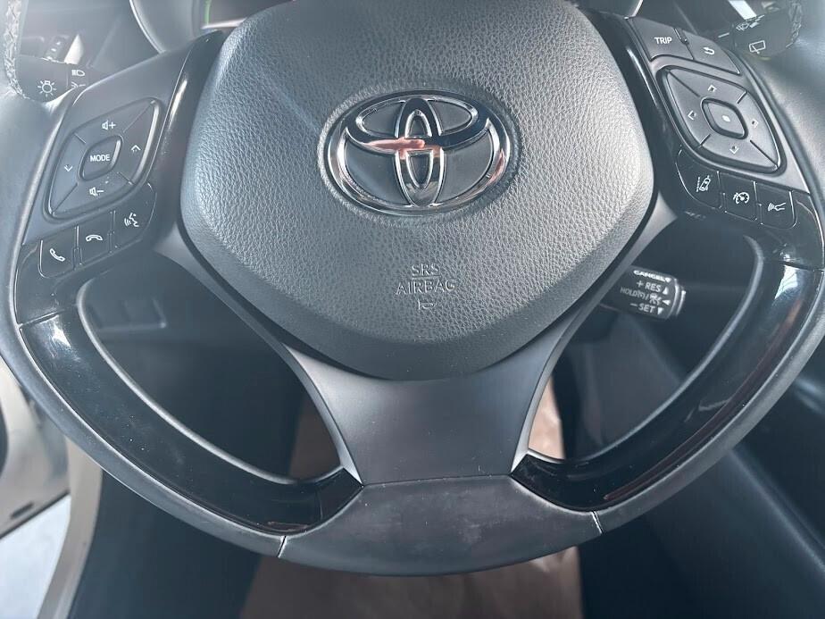 Toyota C-HR 1.8 Hybrid E-CVT Business + IVA