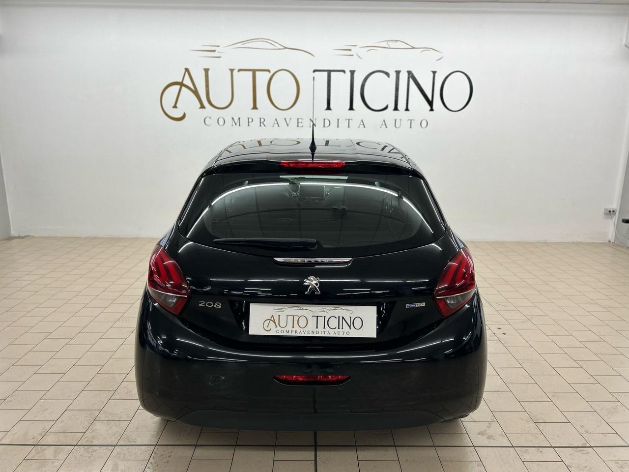 Peugeot 208 PureTech 82 5 porte Allure