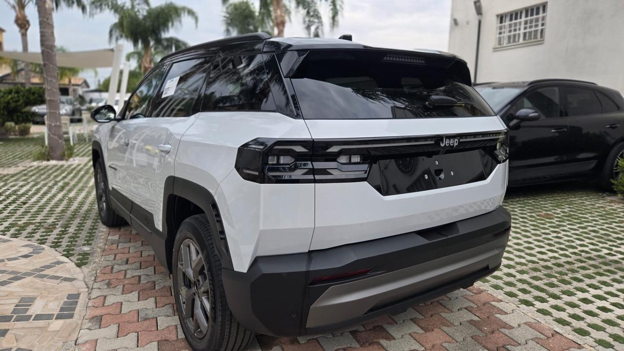 Jeep Compass 1.2 turbo 48V e-hybrid First Edition fwd 145cv edct6 Uff Italy