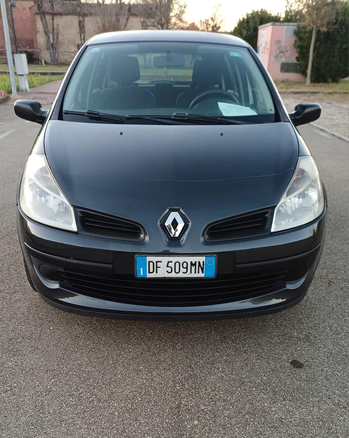 Renault Clio 1.2 16V 5 porte Luxe