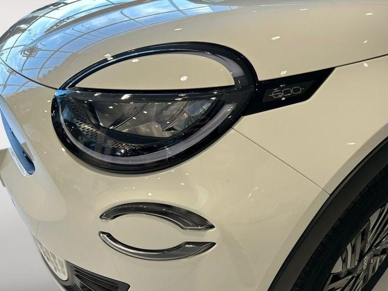 FIAT 600 1.2 hybrid Pop 110cv auto