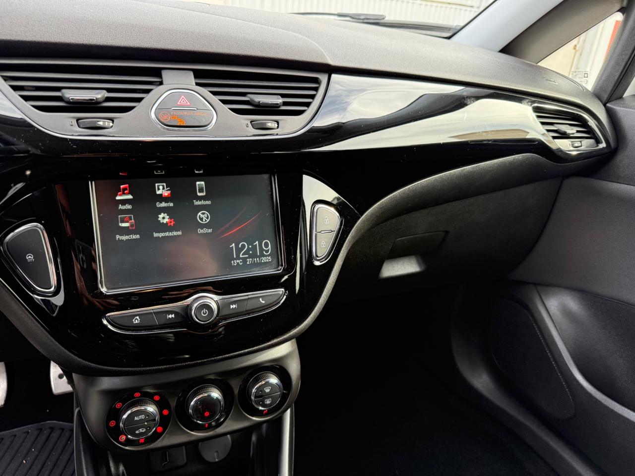 Opel Corsa 1.3 CDTI ecoFLEX 95CV b-Color