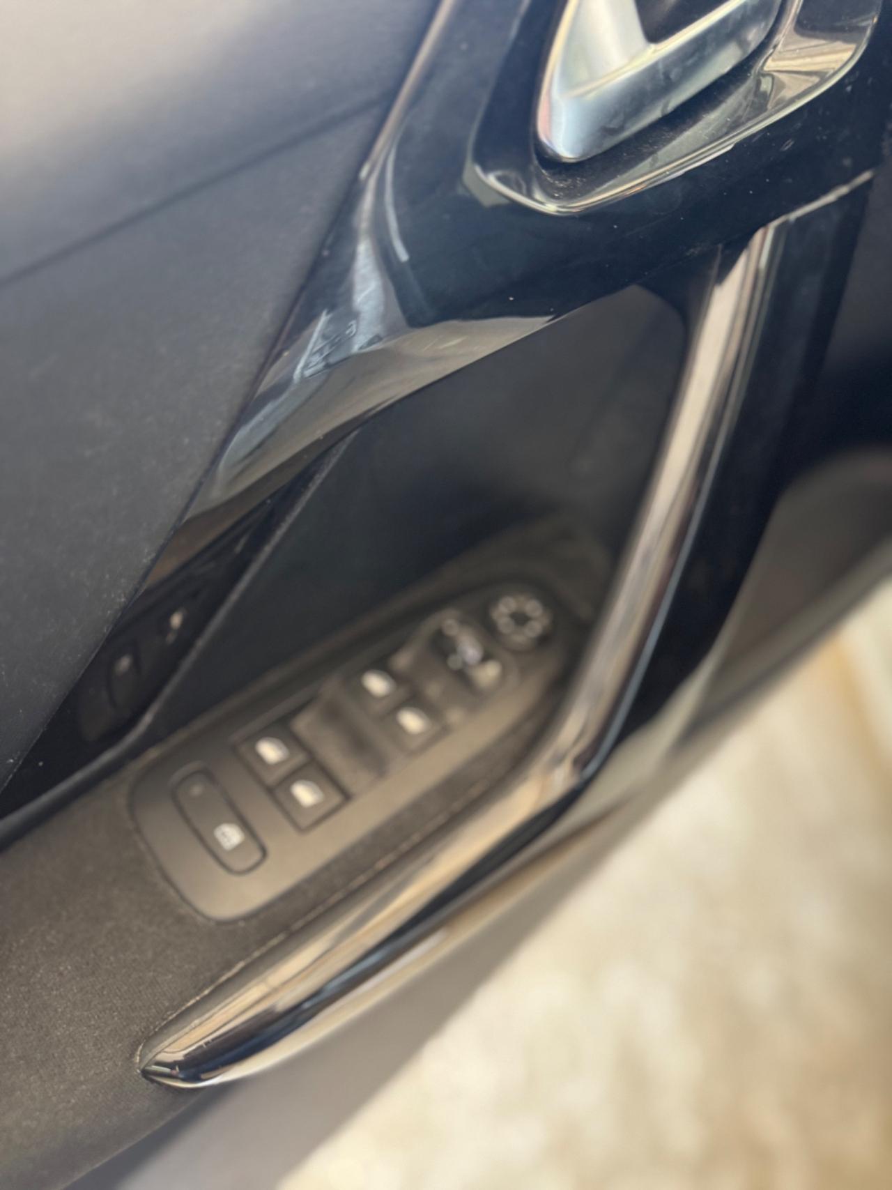Peugeot 208 PureTech Turbo 110 S&S 5 porte Allure