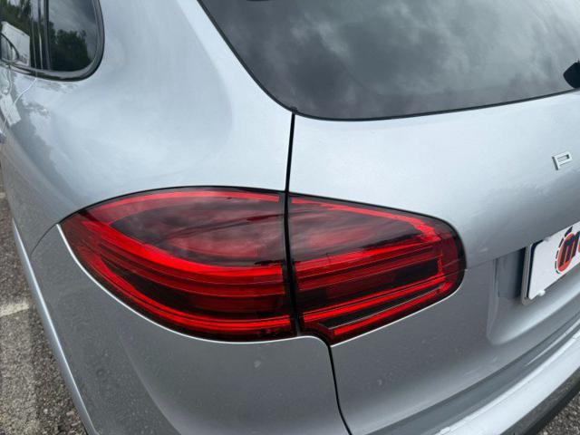 PORSCHE Cayenne 3.0 Diesel Platinum Edition