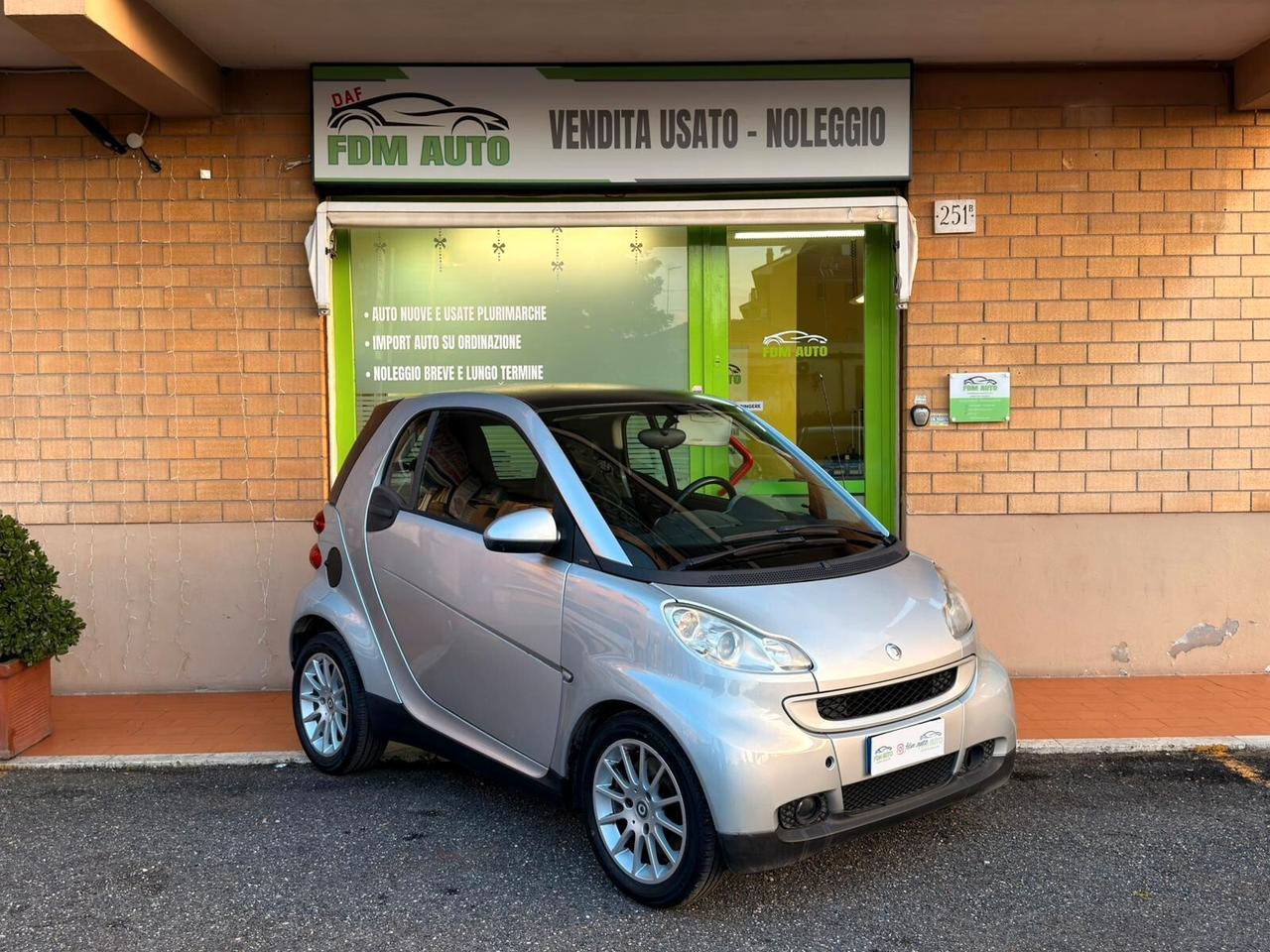 Smart ForTwo 1000 62 kW coupé passion