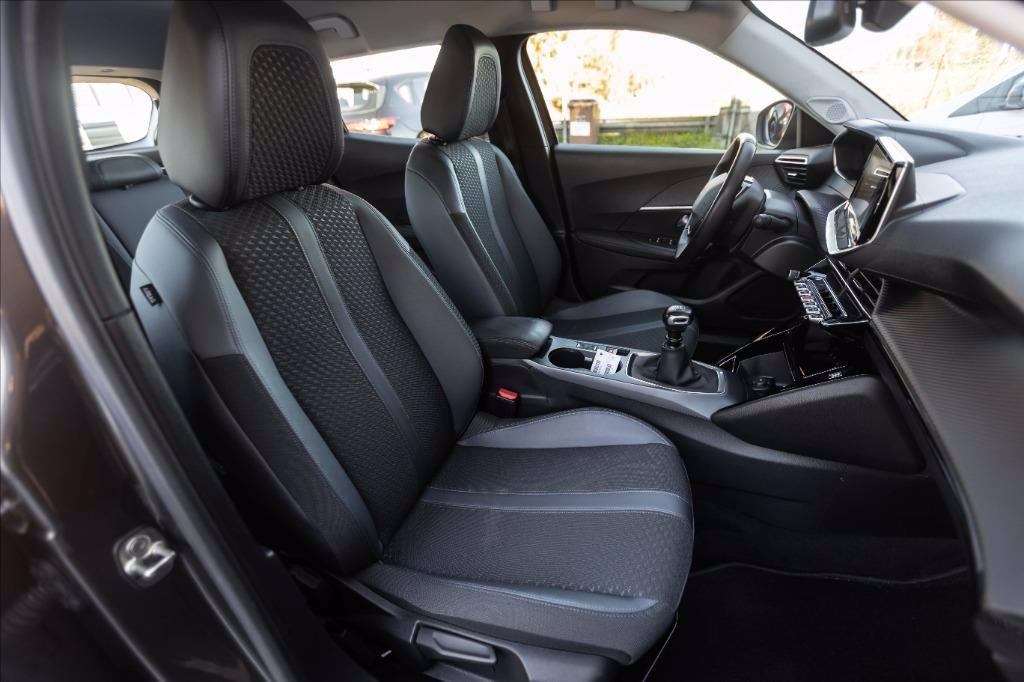 PEUGEOT 2008 1.2 puretech Allure s&s 130cv del 2020