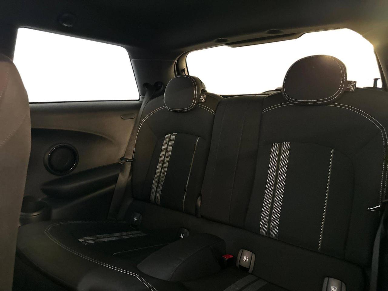 MINI Cooper SE Essential