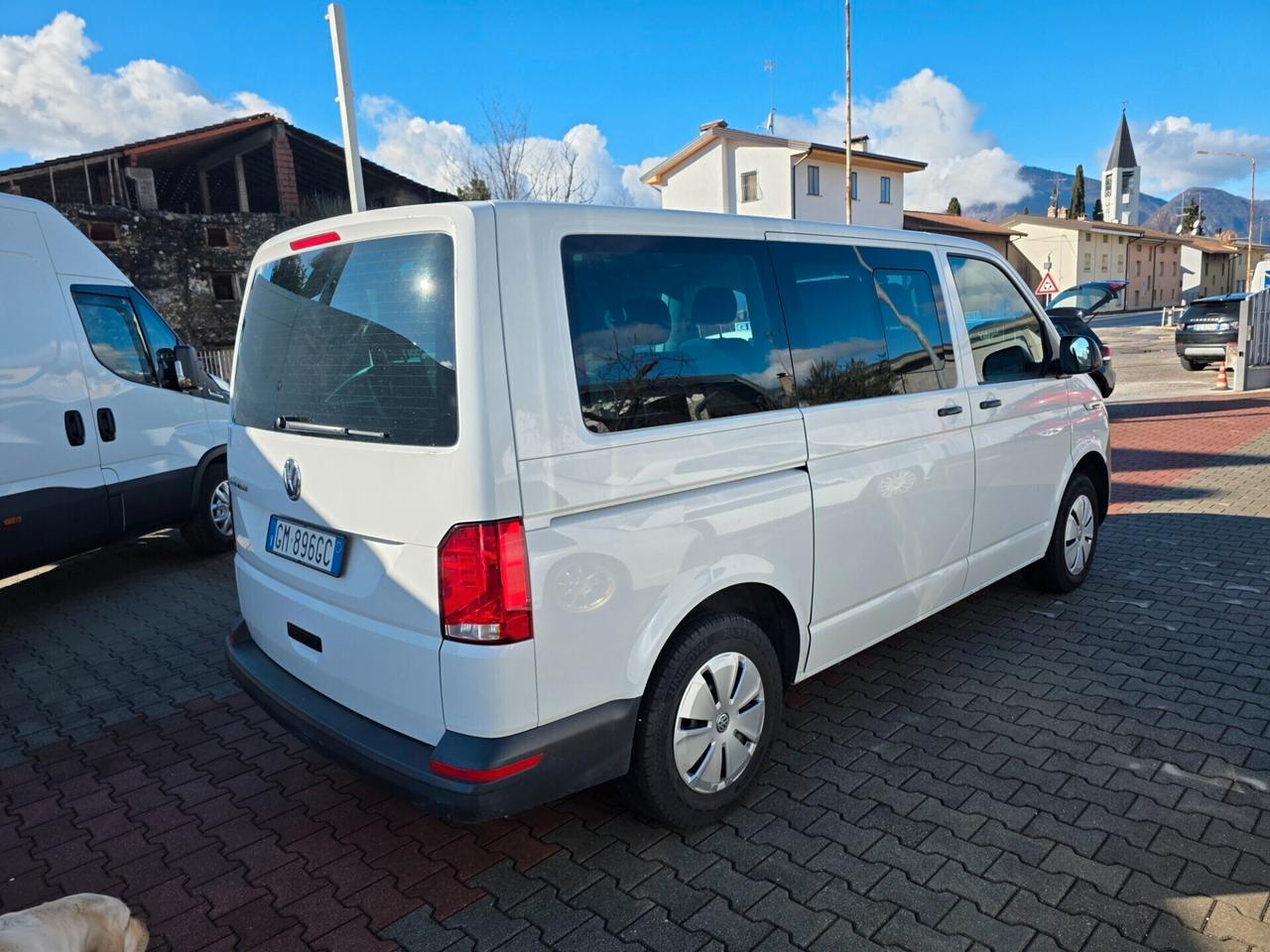 Volkswagen Caravelle 2.0 TDI 110CV PC Trendline solo 60.000km