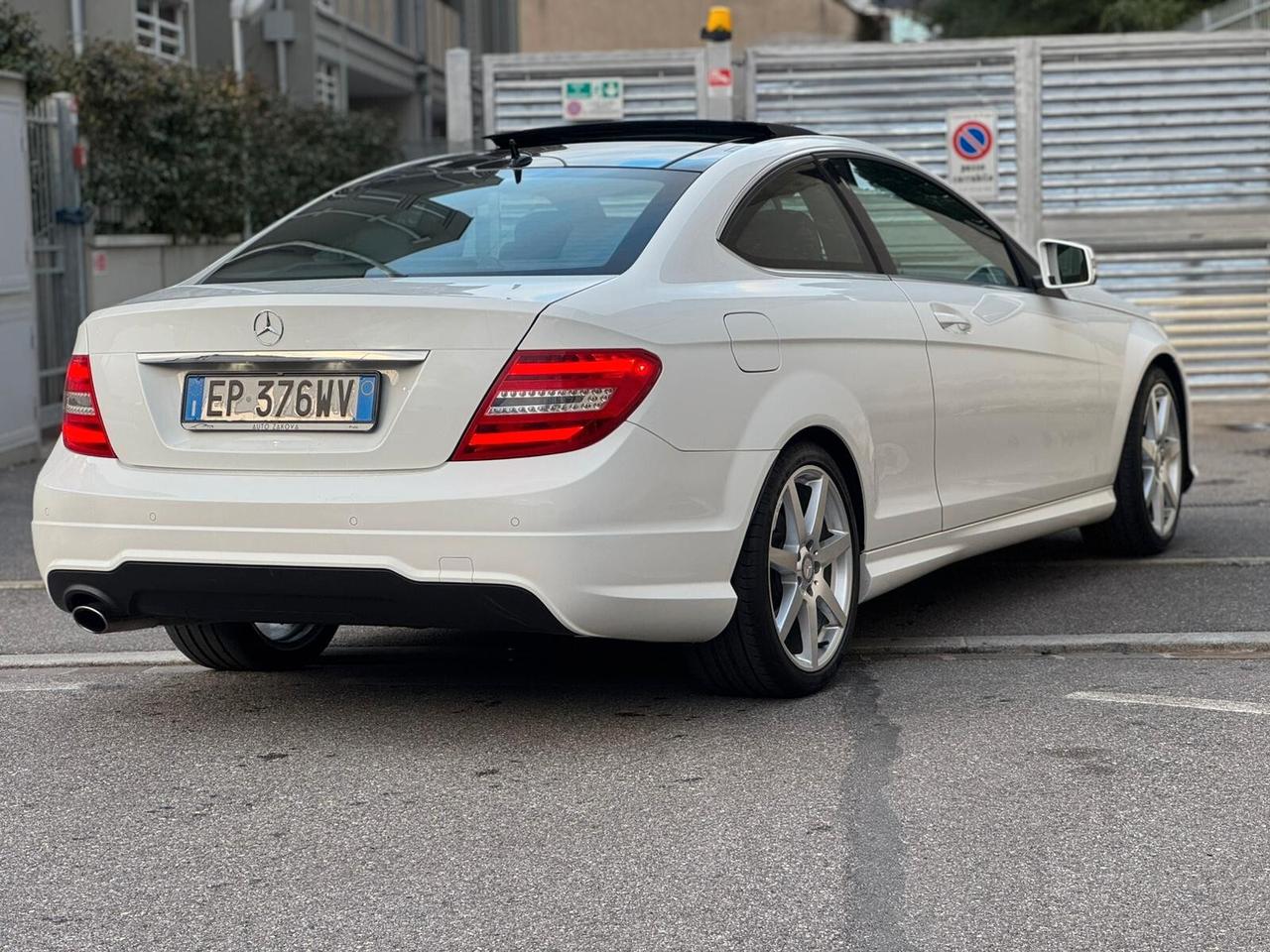 Mercedes-benz C 250 BlueEFFICIENCY Coupé Avantgarde