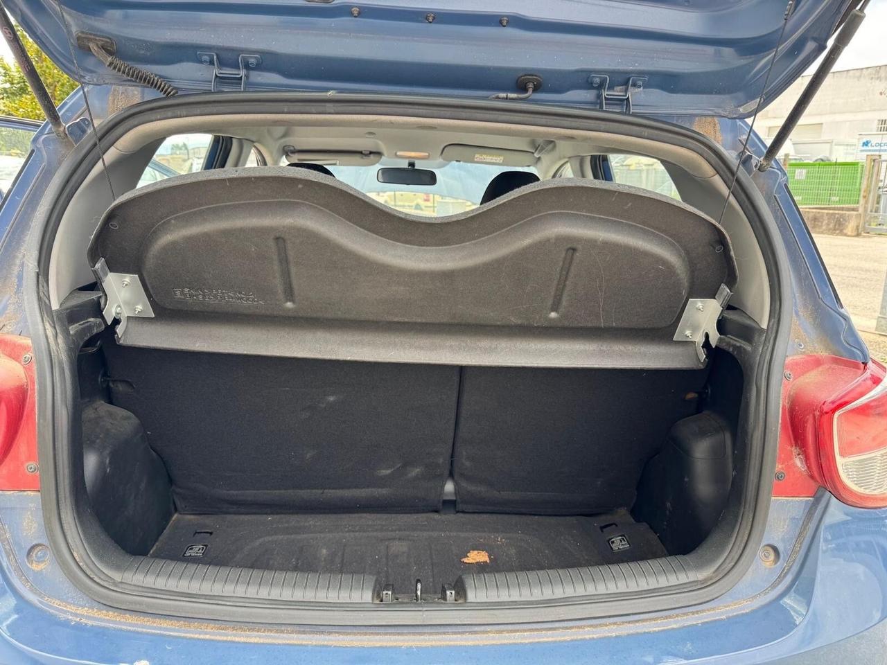 PACCHETTO : PEUGEOT 208 + HYUNDAI I10 NO PRIVATI