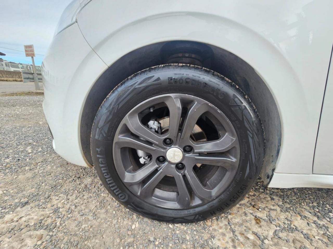 Peugeot 208 BlueHDi 5porte Active 11/2017