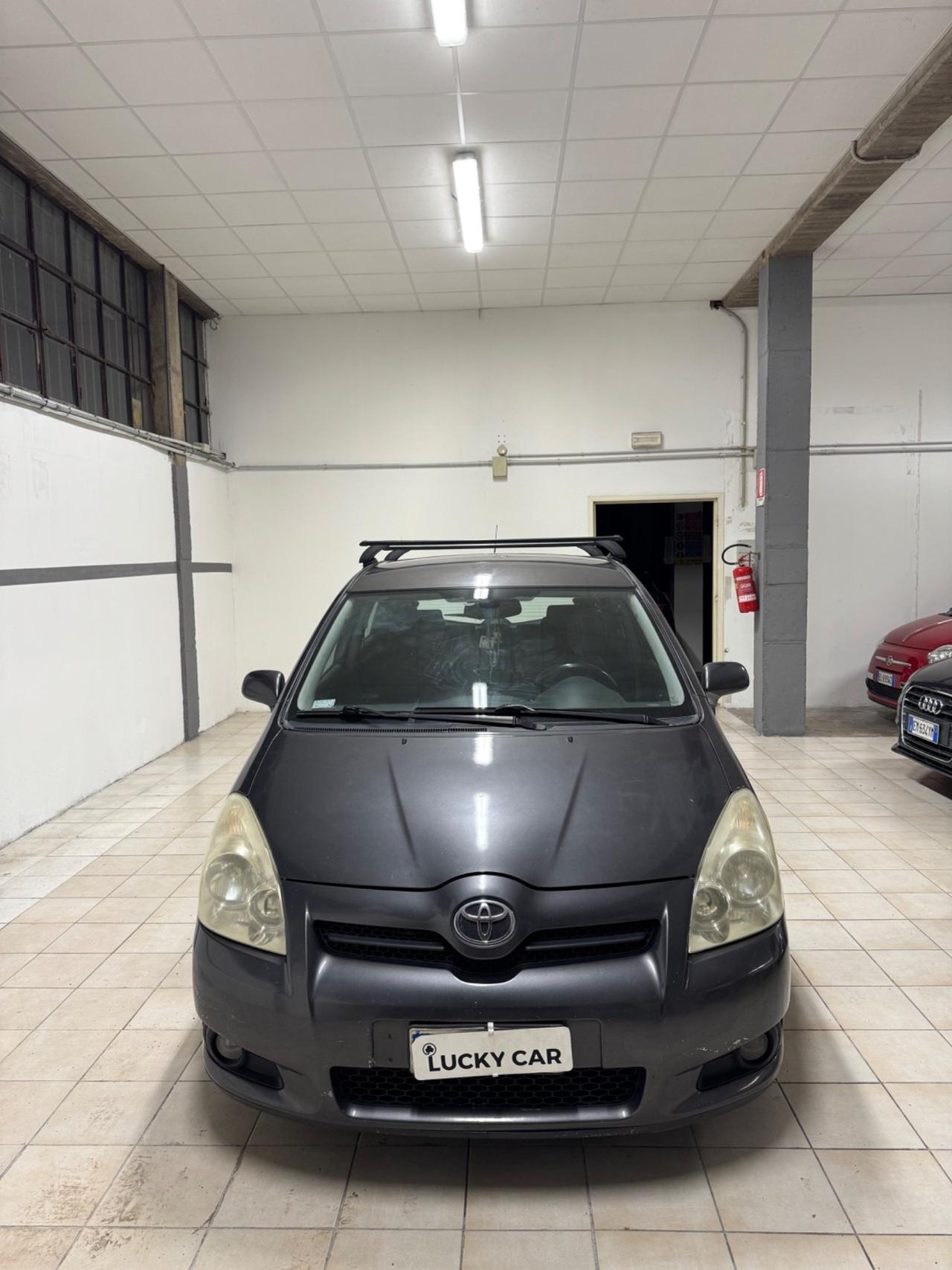 Toyota Corolla Verso 2.2 16V D-4D D-Cat