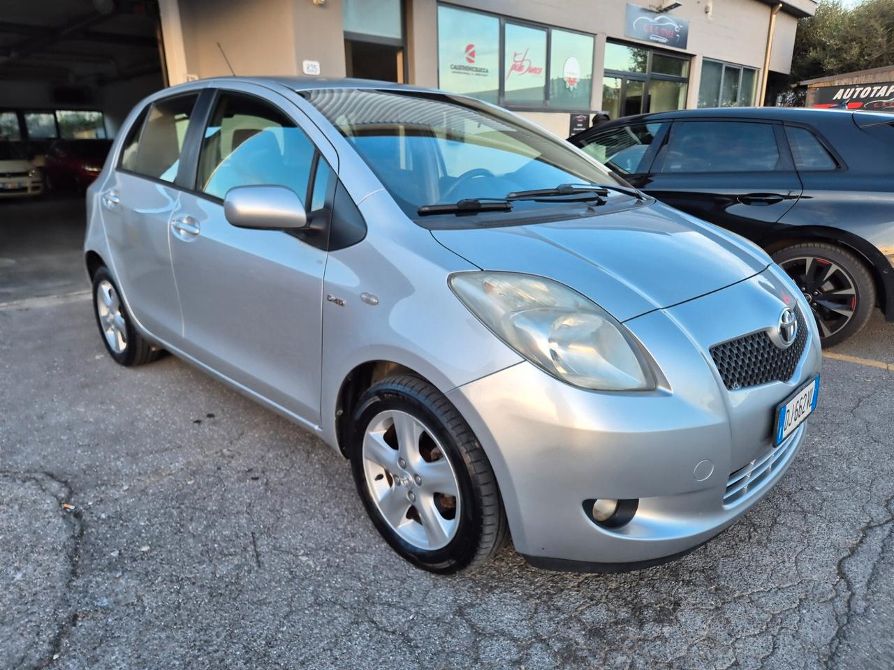 Toyota Yaris 1.4 D-4D 5 porte Sol BELLA!!!!!!!!!!!!!!