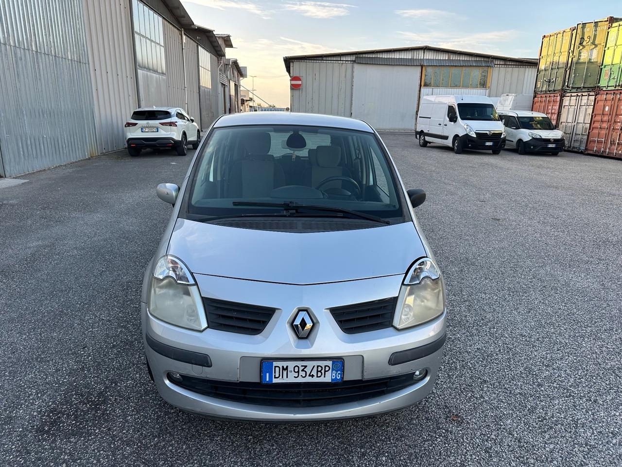 Renault Modus 1.2 16V Dynamique GPL AUTOMATICA