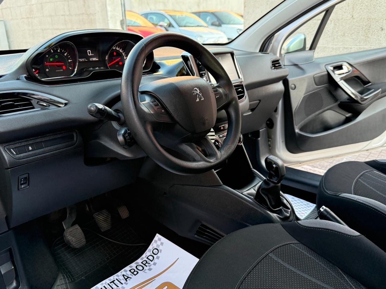 Peugeot 208 1.0 VTi 68CV 5P *KM 79.000 - 2013