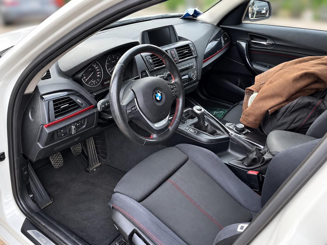 Bmw 116 116d 5p. Efficient Dynamics Sport