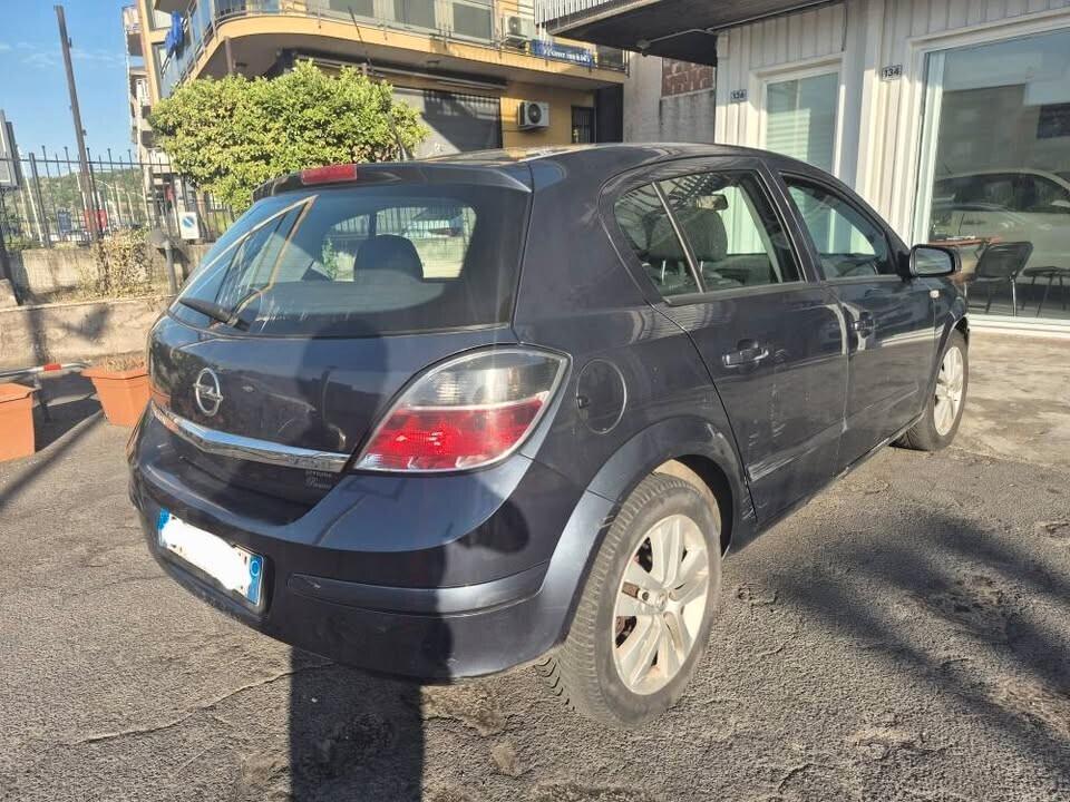Opel Astra 1.7 CDTI 101CV 5 porte Enjoy