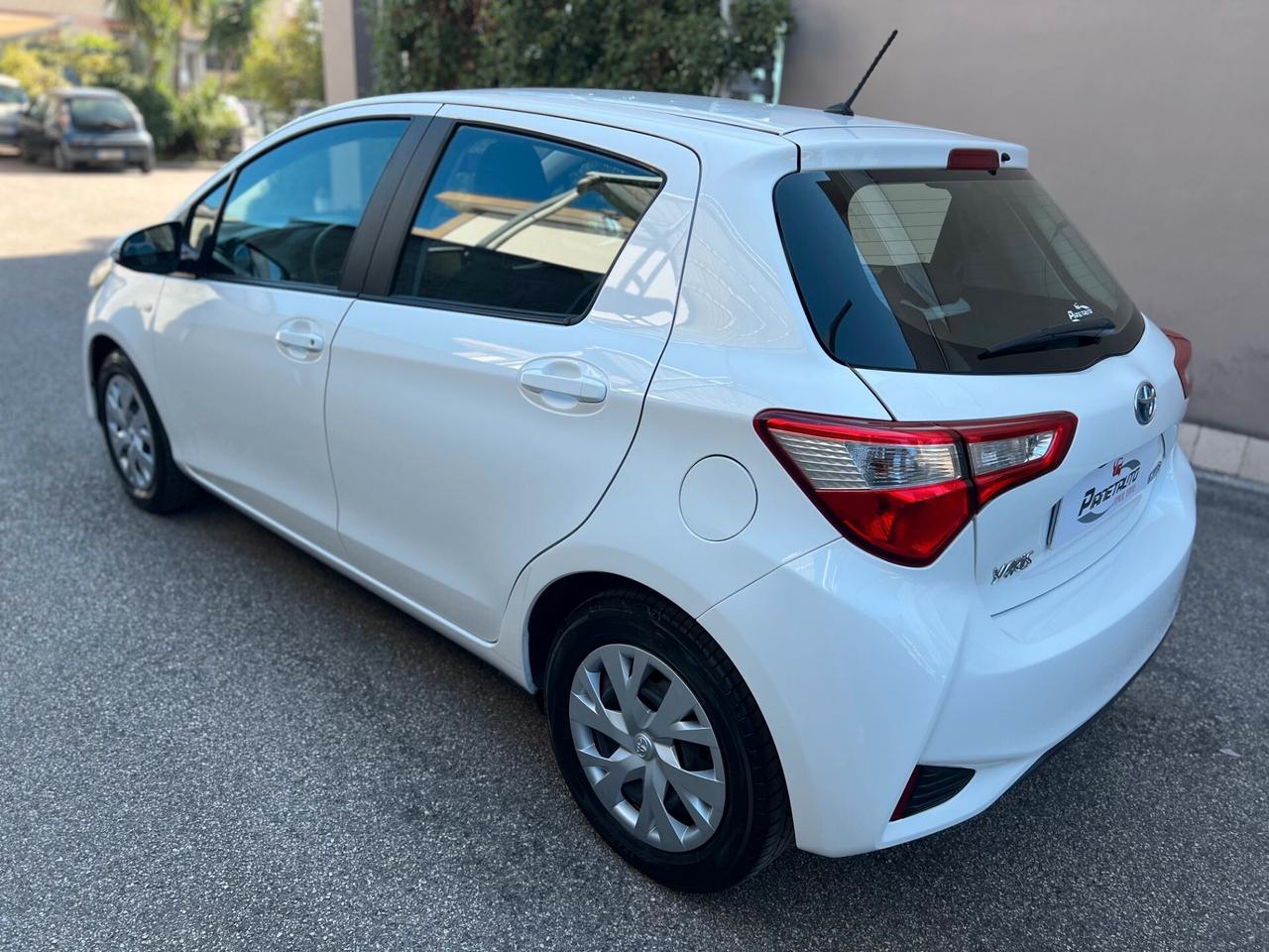 Toyota Yaris 5pt 1.5h HYBRID Style my18 AUTO/CAMERA OK NEOPAT.