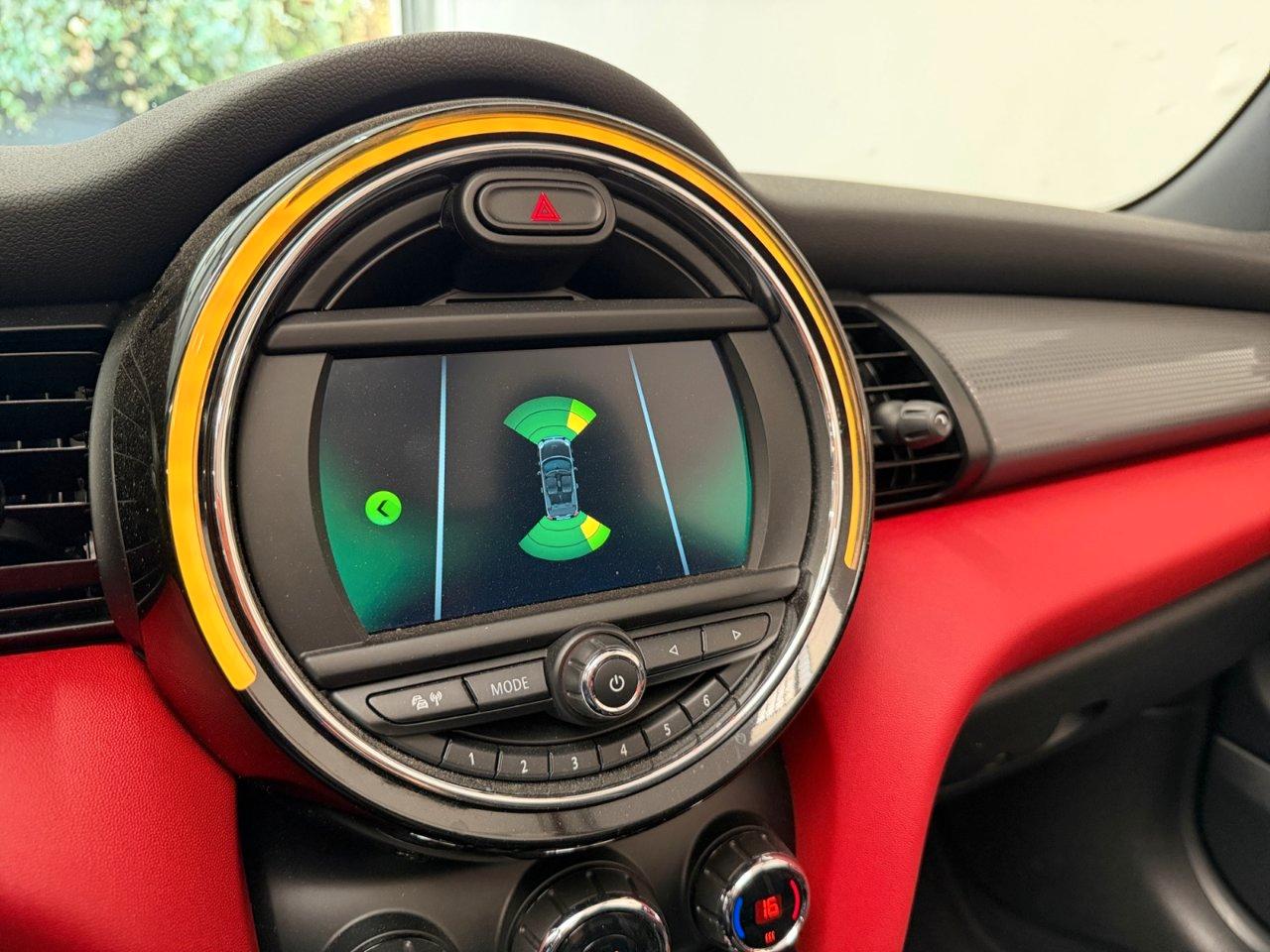 Mini Cabrio Cooper Hype 1.5 Twin Power Turbo DCT