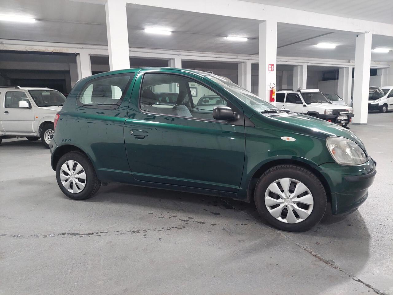 Toyota Yaris 1.0i 16V cat 3 porte