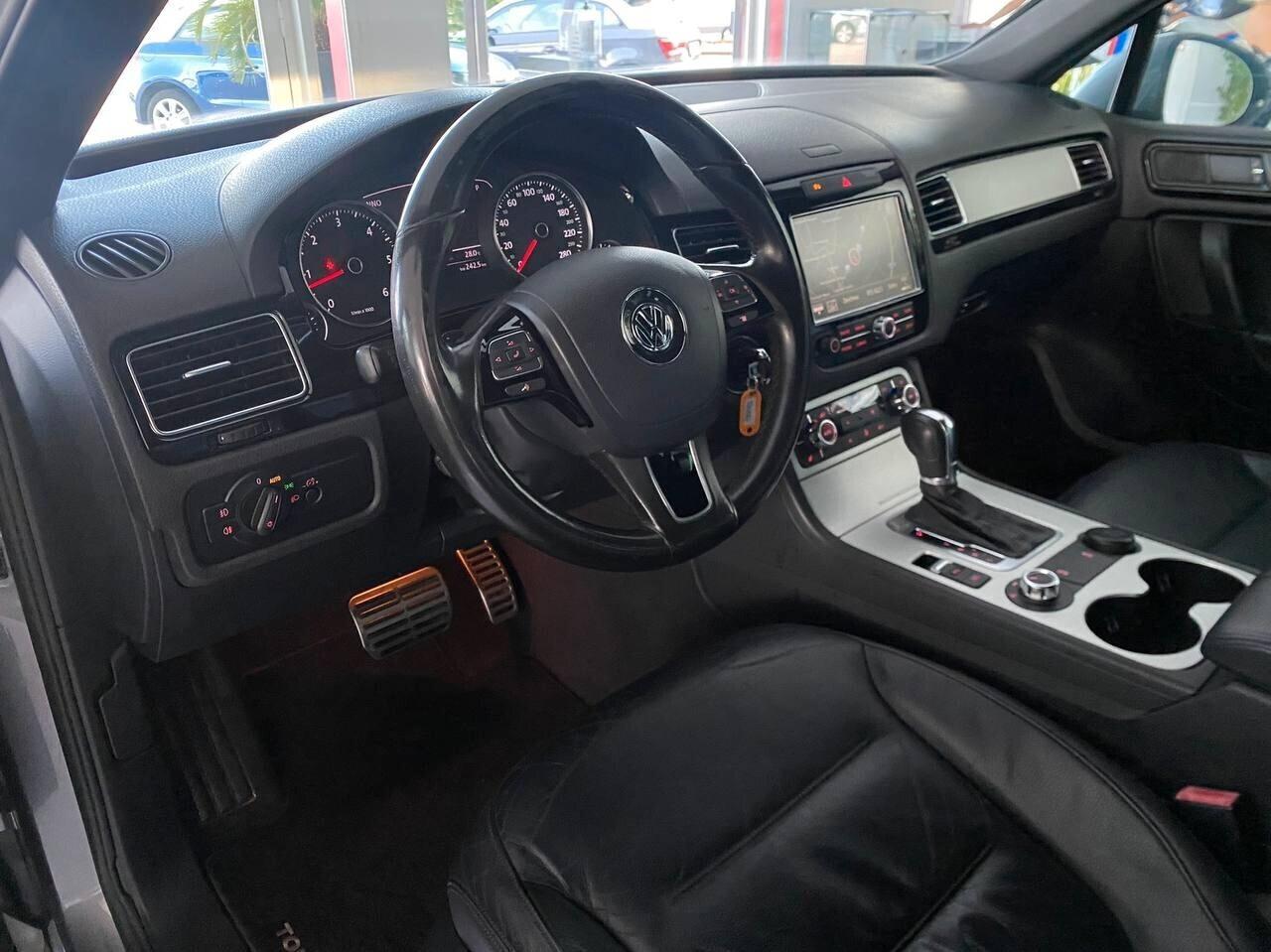 TOUAREG 3.0 TDI TIPTRONIC BLUEMOTION TECHNOLOGY