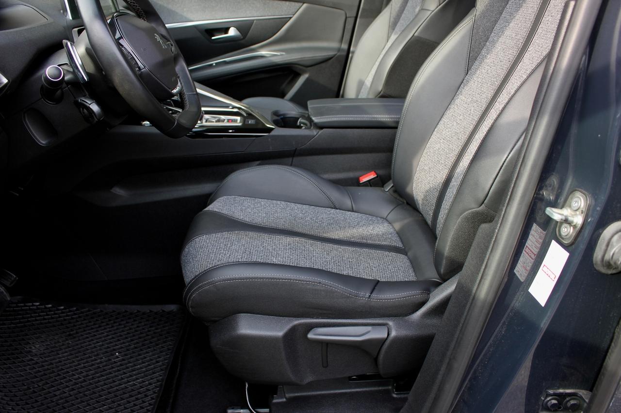 Peugeot 3008 130 S&S EAT8 Allure TETTO APRIBILE FULL OPTIONAL!
