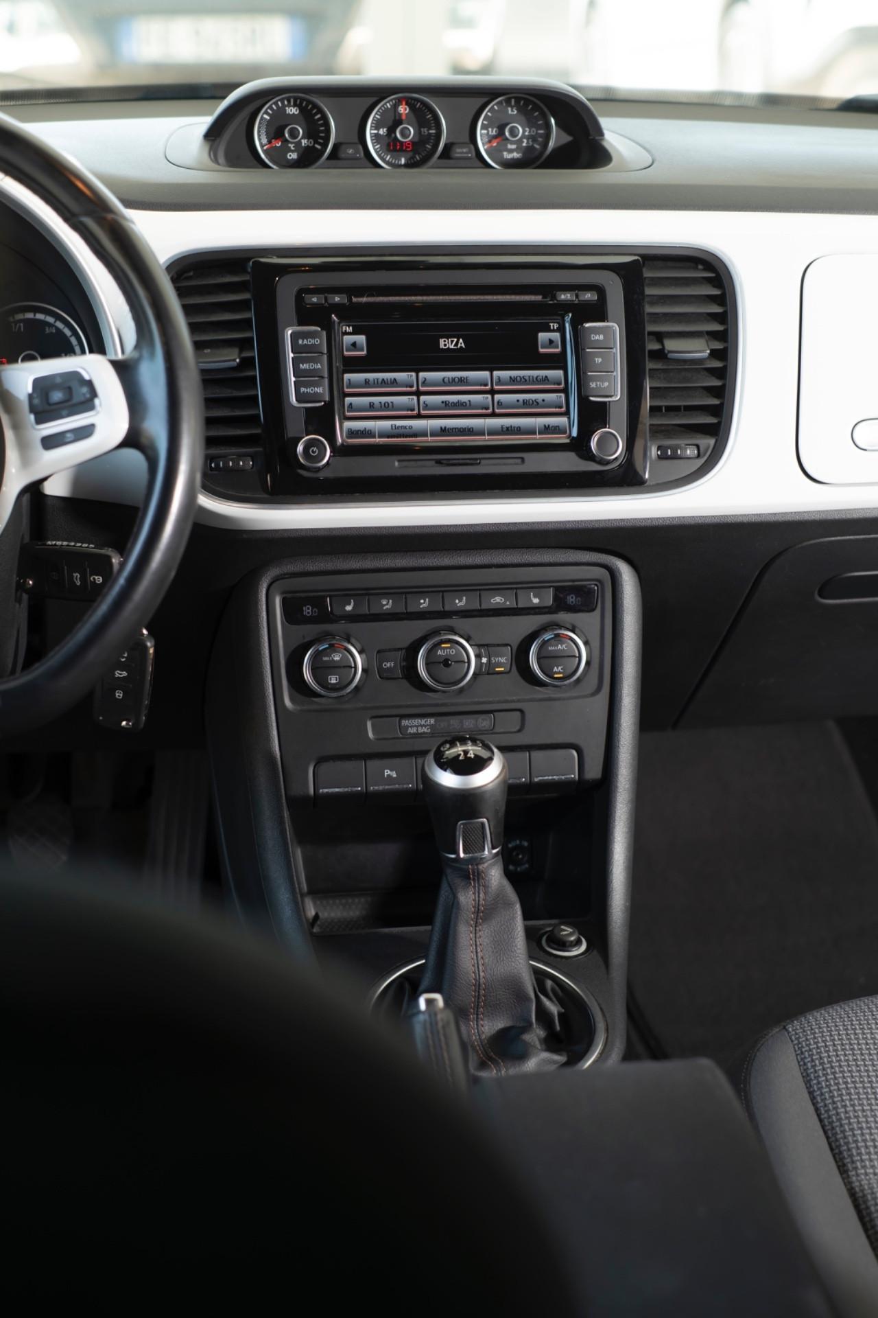 Volkswagen Maggiolino 1.6 TDI Design