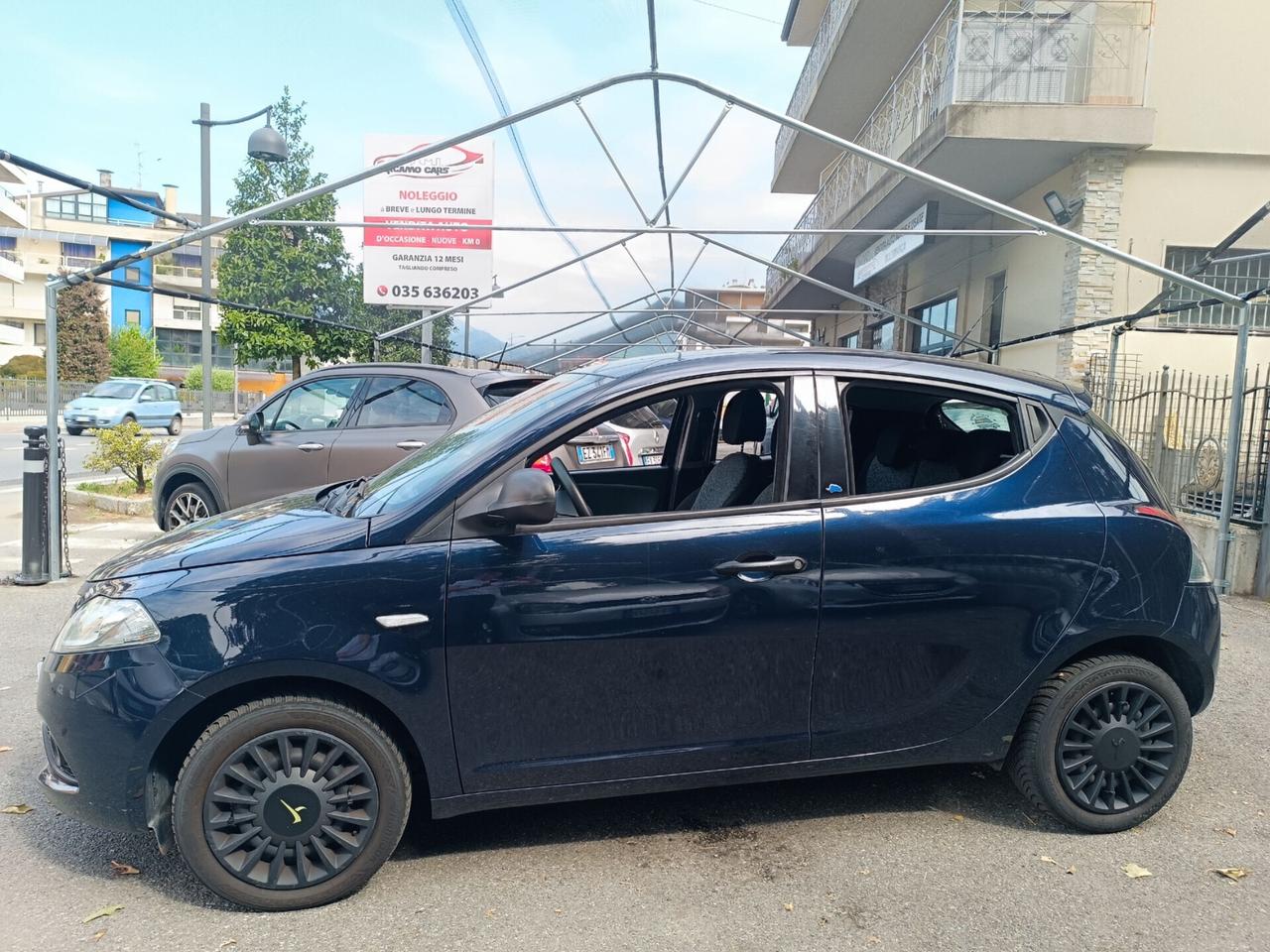 Lancia Ypsilon 1.2 GPL Ecochic Elefantino Blu