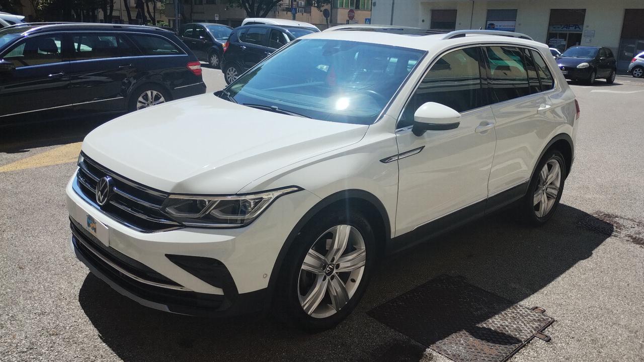 Volkswagen Tiguan 2.0 TDI 150 CV SCR DSG Elegance