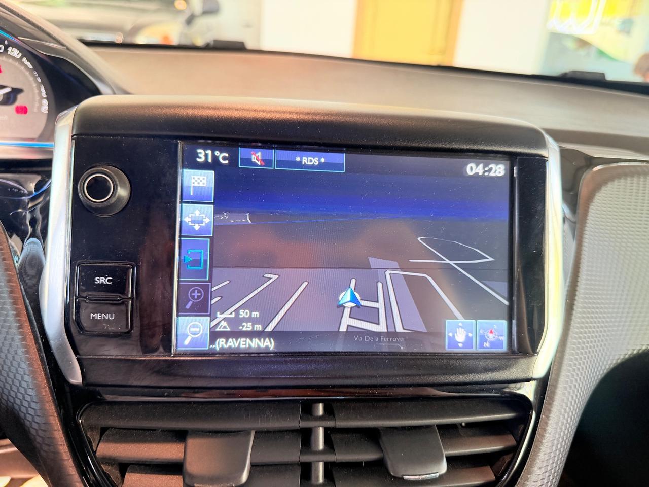 Peugeot 2008 1.6 e-HDi 115 CV Stop&Start Féline Neopatentati