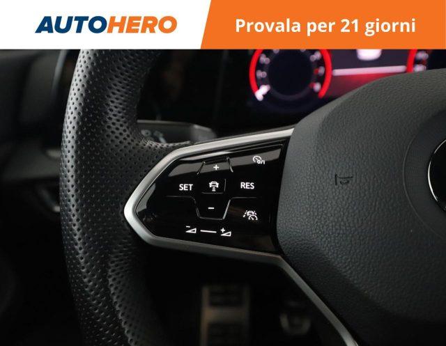 VOLKSWAGEN Golf 1.5 TSI EVO ACT R-Line