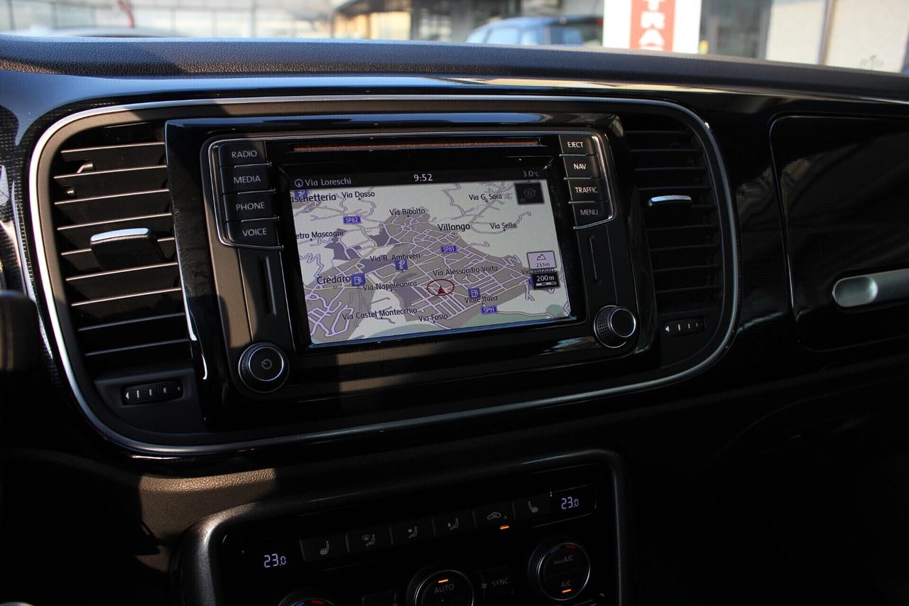 Volkswagen Maggiolino Cabrio 1.2 TSI DSG Design