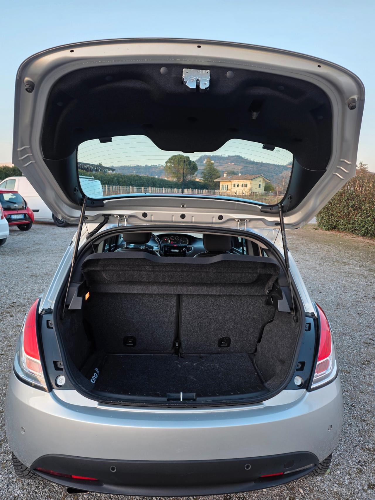 Lancia Ypsilon CV 5 porte S&S Platinum FINANZIABILE