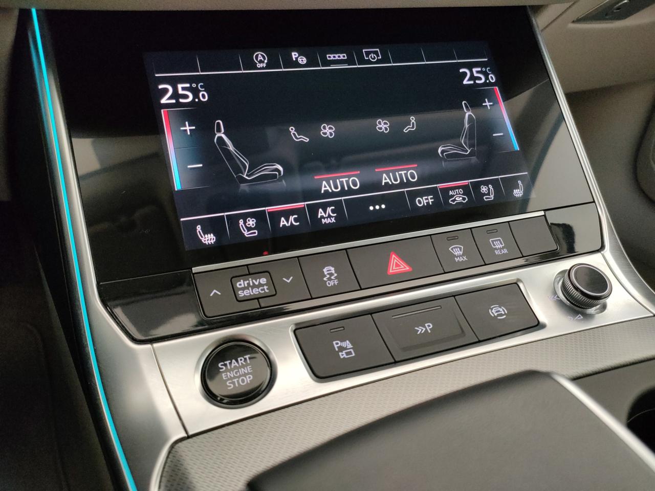 Audi A6 Avant 45 3.0 tdi mhev 48V S line edition quattr