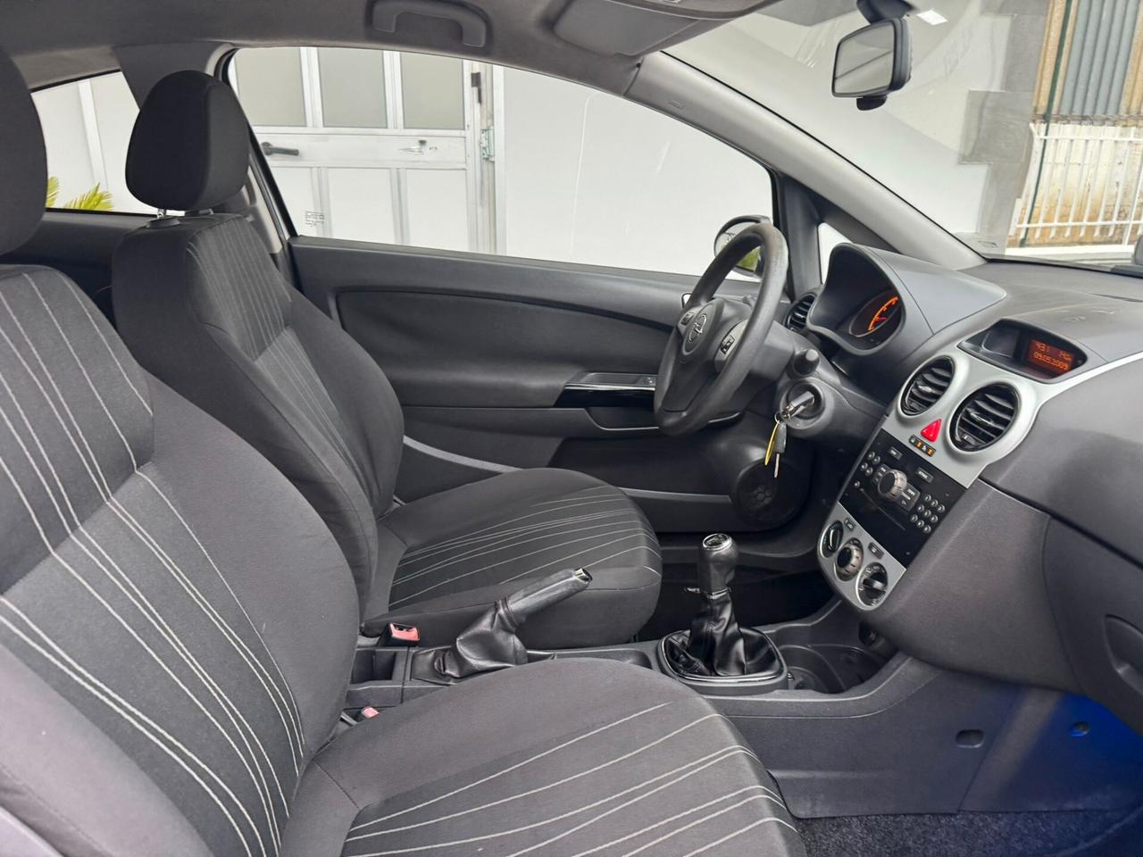 Opel Corsa 1.2 3 porte Enjoy GPL