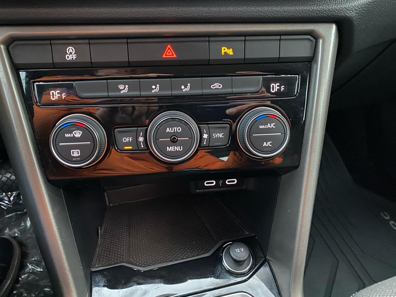 Volkswagen T-Roc 1.0 TSI Business BlueMotion Techn