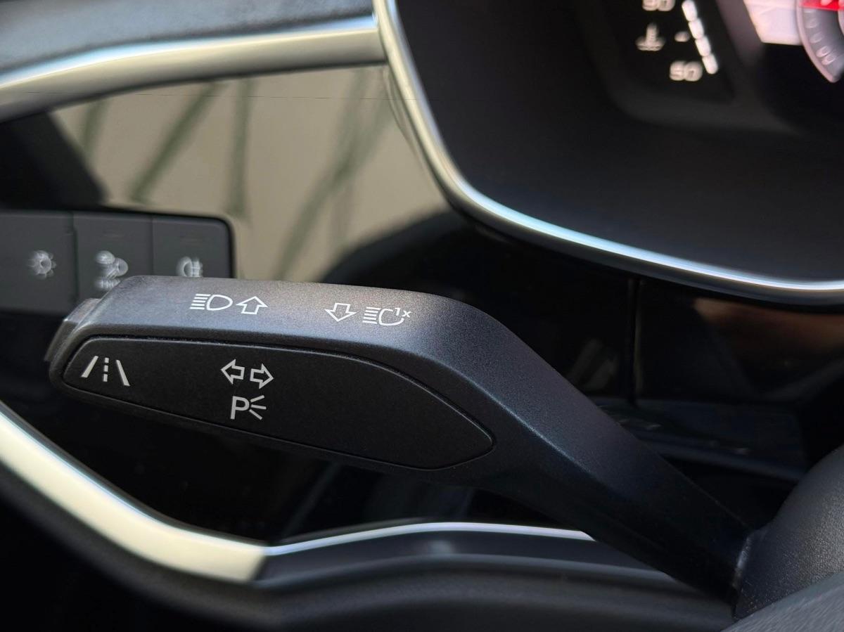 Audi Q3 Sportback 35TDI S-line Identity Black 150CV